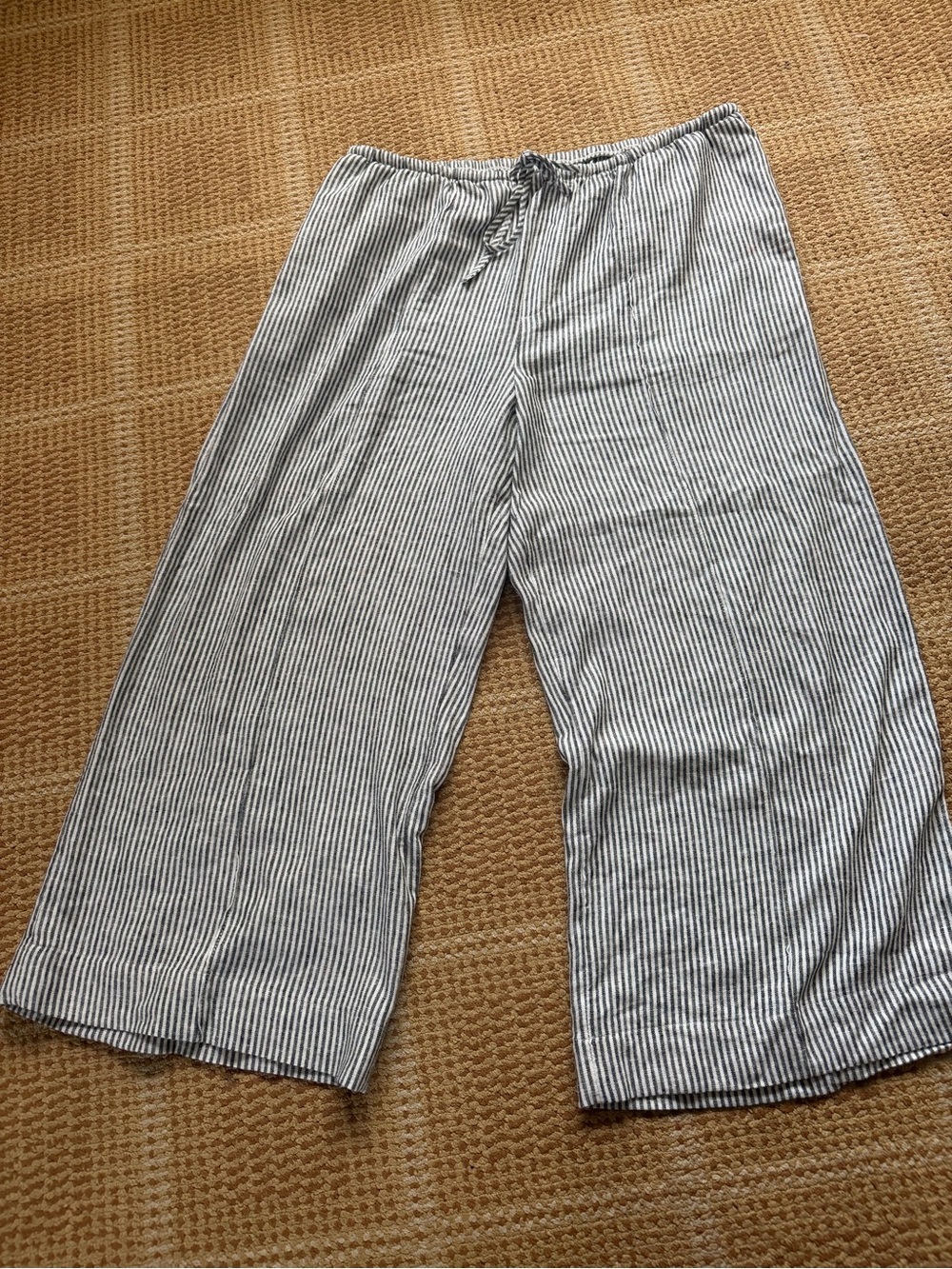 Striped Wide-Leg women’s Pants - Gray/White